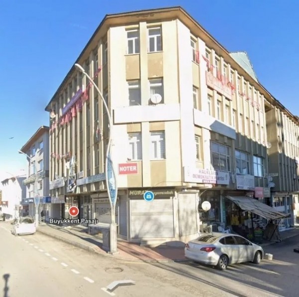 İmamoğlu’ndan giderayak 95 milyonluk ihale! İhaleyi Muş’taki bakkal dükkânı almış